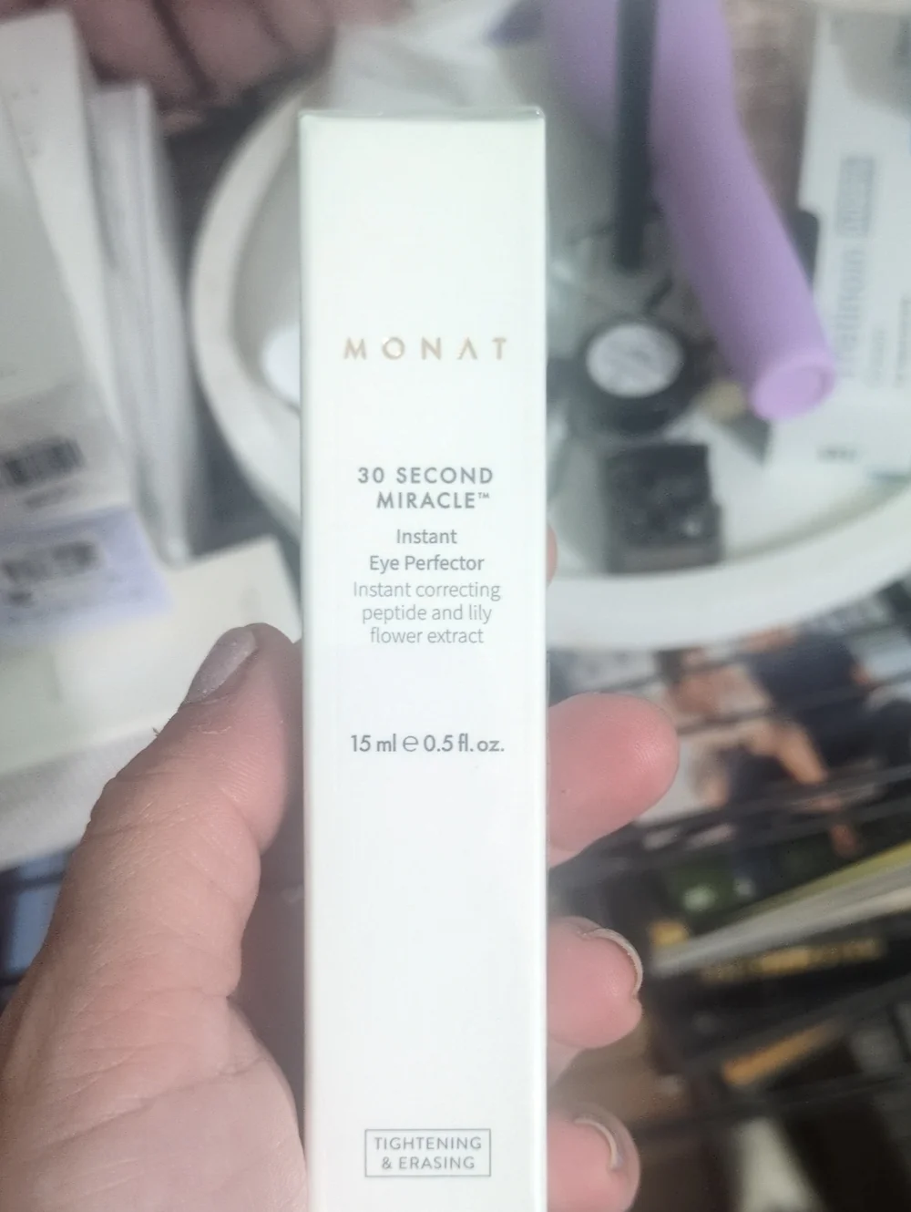 Monat 30 Second Miracle Instant Eye Perfector - White